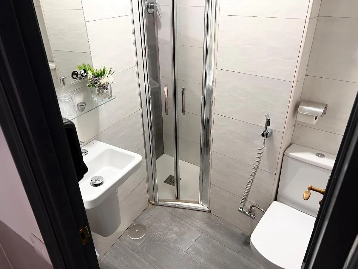Hostal Paco'S Seville