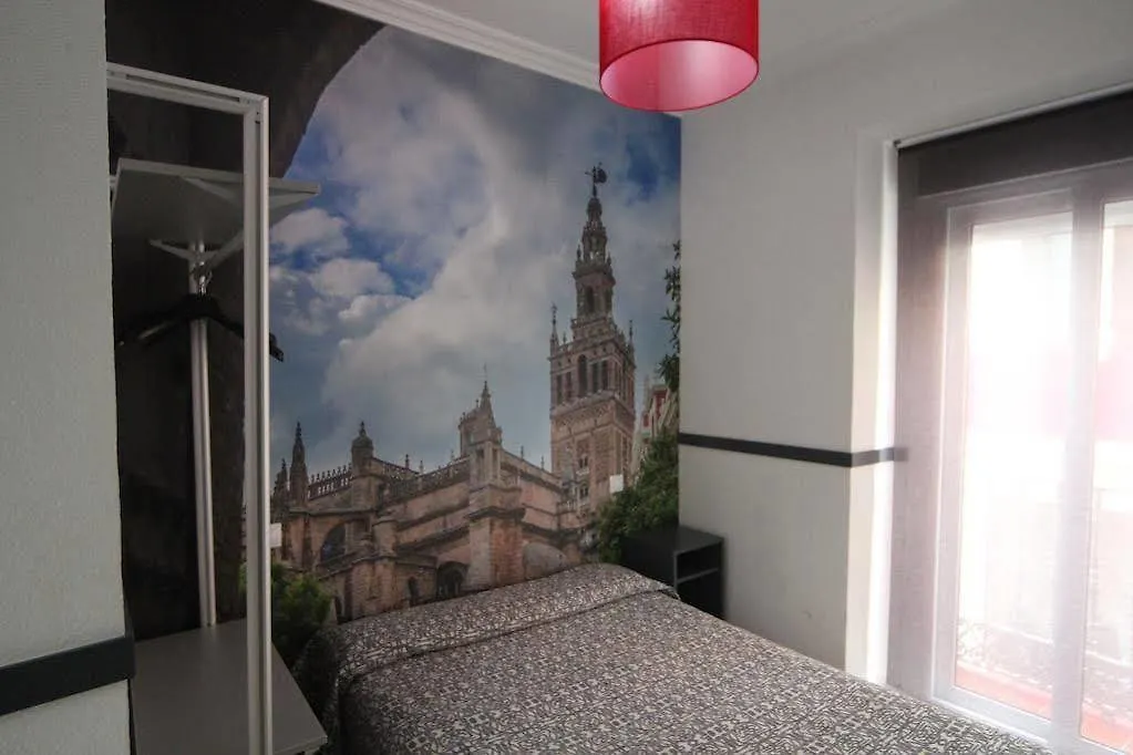 Hostal Paco'S Seville 5*,
